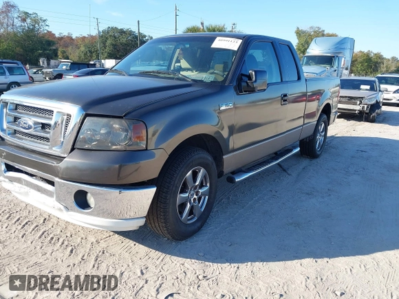 2008 Ford F-150 STX with VIN 1FTRX12W38KB20188, listed as a IAAI auction lot 40991123 with 184,738 mi miles and . Bid and sale history available at carsss.com. Image 2.