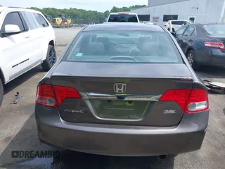 2010 Honda Civic LX-S z VIN 2HGFA1F60AH544781, wystawiony jako IAAI lot #42303801 z przebiegiem 168 544 mil mil oraz . Historia ofert i sprzedaży dostępna na DreamBid. Obrazek 17.