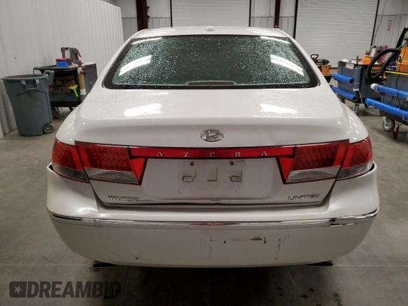 2009 Hyundai Azera Limited z VIN KMHFC46F29A371099, wystawiony jako Copart lot #57395815 z przebiegiem 69 313 mil mil oraz Szkoda całkowita • Salvage title. Historia ofert i sprzedaży dostępna na DreamBid. Obrazek 6.