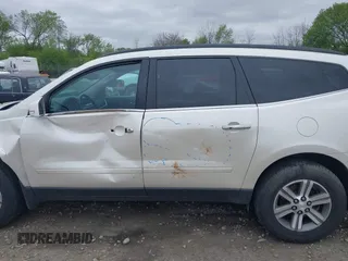 2015 Chevrolet Traverse LT with VIN 1GNKVGKD2FJ280517, listed as a IAAI auction lot 42292339 with 142,841 mi miles and . Bid and sale history available at DreamBid. Image 15.