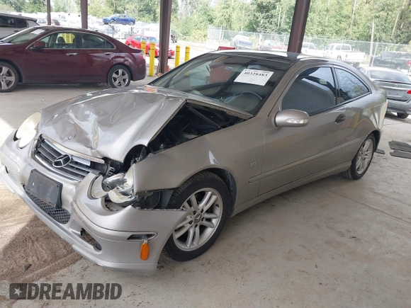 2003 Mercedes-Benz C 230 Kompressor с VIN WDBRN40JX3A510054, выставлен на аукционе IAAI как лот 41787452 с пробегом 237 506 миль миль и . История ставок и продаж доступна на DreamBid. Изображение 2.