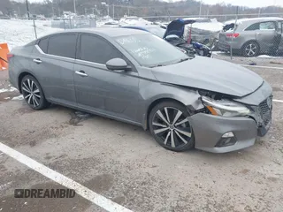 2020 Nissan Altima Platinum with VIN 1N4BL4FV9LC133178, listed as a IAAI auction lot 40982992 with 59,852 mi miles and . Bid and sale history available at carsss.com. Image 1.