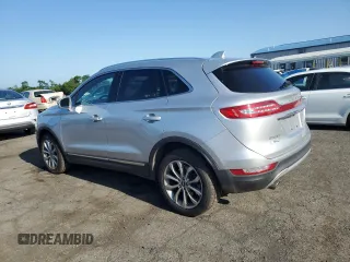 2019 Lincoln MKC Select с VIN 5LMCJ2D98KUL15132, выставлен на аукционе Copart как лот 61748785 с пробегом 48 603 миль миль и Списание • Salvage title. История ставок и продаж доступна на DreamBid. Изображение 2.