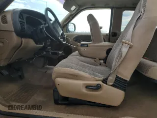 2000 Dodge 1500 with VIN 1B7HC13Z0YJ160752, listed as a Copart auction lot 50951705 with 132,590 mi miles and Salvage Title. Bid and sale history available at DreamBid. Image 7.