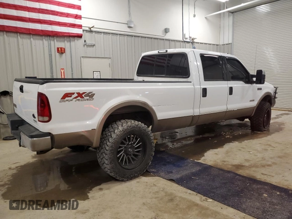 2006 Ford Super Duty F-250 XL with VIN 1FTSW21PX6EA45201, listed as a Copart auction lot 49687615 with 205,807 mi miles and Clean Title. Bid and sale history available at carsss.com. Image 3.