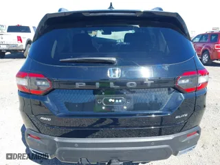 2023 Honda Pilot Elite with VIN 5FNYG1H80PB007959, listed as a IAAI auction lot 41677282 with 28,892 mi miles. Bid and sale history available at carsss.com. Image 16.