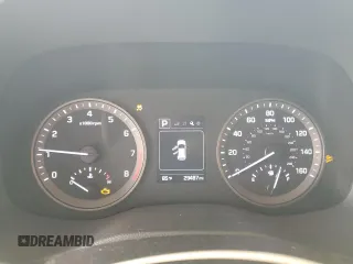 2018 Hyundai Tucson Sport z VIN KM8J33AL2JU728625, wystawiony jako Copart lot #57420345 z przebiegiem 29 487 mil mil oraz Szkoda całkowita • Salvage title. Historia ofert i sprzedaży dostępna na DreamBid. Obrazek 9.