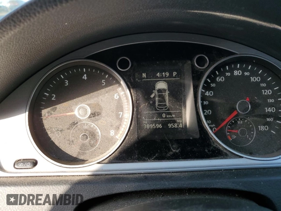2013 Volkswagen CC Sport with VIN WVWBP7AN7DE518459, listed as a Copart auction lot 89412375 with 309,596 mi miles and Salvage Title. Bid and sale history available at carsss.com. Image 9.