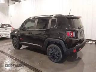 2018 Jeep Renegade Trailhawk z VIN ZACCJBCB7JPH91187, wystawiony jako IAAI lot #41984322 z przebiegiem 72 881 mil mil oraz . Historia ofert i sprzedaży dostępna na DreamBid. Obrazek 3.