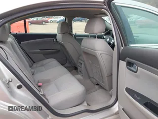 2007 Saturn Aura XE z VIN 1G8ZS57N37F253217, wystawiony jako IAAI lot #41901571 z przebiegiem 123 527 mil mil oraz . Historia ofert i sprzedaży dostępna na DreamBid. Obrazek 8.