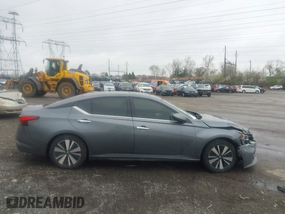 2019 Nissan Altima 2.5 SL with VIN 1N4BL4EV5KC224920, listed as a IAAI auction lot 41944546 with 156,658 mi miles. Bid and sale history available at carsss.com. Image 13.