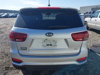 2020 Kia Sorento LX with VIN 5XYPG4A3XLG635252, listed as a IAAI auction lot 41424255 with 94,489 mi miles. Bid and sale history available at carsss.com. Image 16.