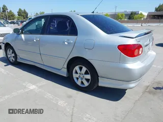 2007 Toyota Corolla CE with VIN 1NXBR30E17Z885688, listed as a IAAI auction lot 42089074 with 203,755 mi miles. Bid and sale history available at carsss.com. Image 3.