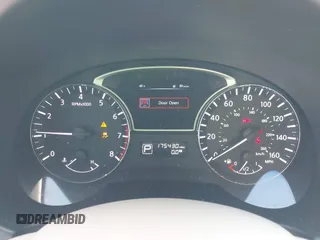 2015 Nissan Altima 2.5 S with VIN 1N4AL3AP3FC105413, listed as a IAAI auction lot 41995660 with 175,430 mi miles. Bid and sale history available at carsss.com. Image 7.