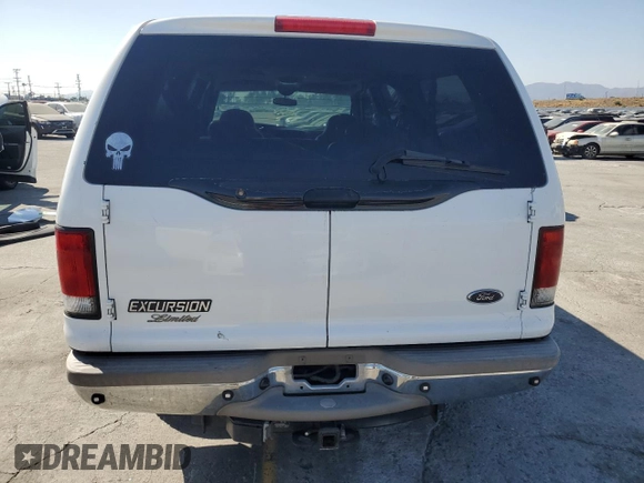 2001 Ford Excursion Limited с VIN 1FMNU42S81EC98586, выставлен на аукционе Copart как лот 63701165 с пробегом 302 278 миль миль и Чистый • Clean title. История ставок и продаж доступна на DreamBid. Изображение 6.