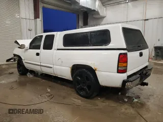 2005 GMC New Sierra 1500 SL with VIN 1GTEC19V55Z336229, listed as a Copart auction lot 86907474 with 0 mi miles and Non Repairable. Bid and sale history available at carsss.com. Image 2.