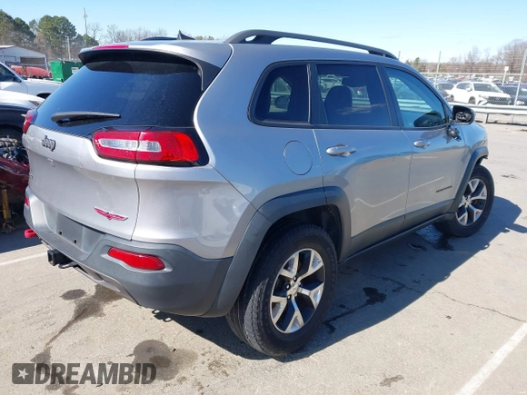 2017 Jeep Cherokee Trailhawk с VIN 1C4PJMBS2HW568695, выставлен на аукционе IAAI как лот 41743347 с пробегом 103 387 миль миль и . История ставок и продаж доступна на DreamBid. Изображение 4.