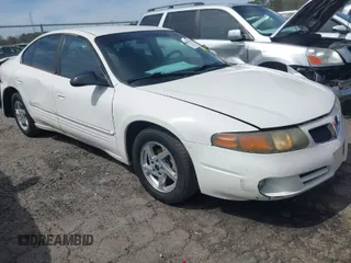 2005 Pontiac Bonneville SE with VIN 1G2HX52K35U209070, listed as a IAAI auction lot 41829416 with 155,825 mi miles. Bid and sale history available at carsss.com. Image 1.