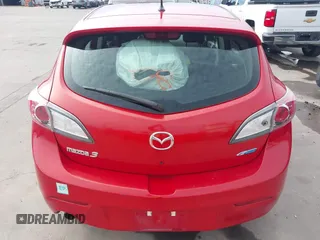 2013 Mazda 3 i Touring z VIN JM1BL1L78D1723139, wystawiony jako IAAI lot #41272925 z przebiegiem 33 964 mil mil oraz . Historia ofert i sprzedaży dostępna na DreamBid. Obrazek 16.