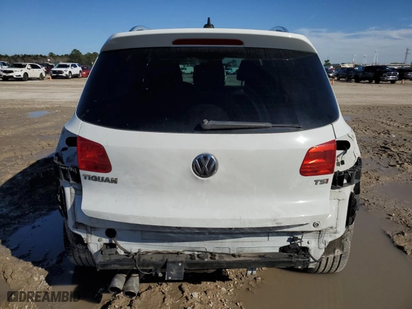 2016 Volkswagen Tiguan SEL with VIN WVGAV7AX7GW010490, listed as a Copart auction lot 43191995 with NaN miles and Salvage Title. Bid and sale history available at carsss.com. Image 6.