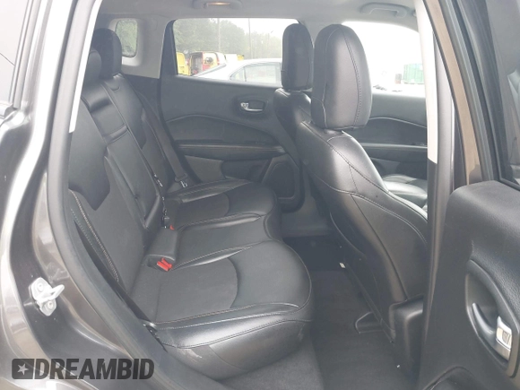 2019 Jeep Compass Latitude with VIN 3C4NJDBB8KT748588, listed as a IAAI auction lot 42224482 with 70,810 mi miles and . Bid and sale history available at DreamBid. Image 8.