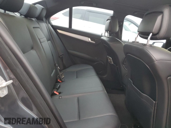 2013 Mercedes-Benz C 250 Sport с VIN WDDGF4HB0DA794420, выставлен на аукционе Copart как лот 41104684 с пробегом 178 174 миль миль и Списание • Salvage title. История ставок и продаж доступна на DreamBid. Изображение 10.