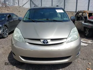 2006 Toyota Sienna CE with VIN 5TDZA23C16S428834, listed as a IAAI auction lot 42096488 with 123,032 mi miles. Bid and sale history available at carsss.com. Image 13.