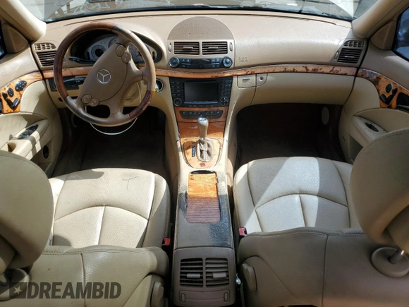 2008 Mercedes-Benz E 350 Luxury z VIN WDBUF56X88B203203, wystawiony jako Copart lot #55388255 z przebiegiem 173 706 mil mil oraz Szkoda całkowita • Salvage title. Historia ofert i sprzedaży dostępna na DreamBid. Obrazek 8.