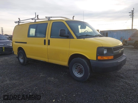 2014 Chevrolet Express Cargo Van with VIN 1GCWGFCA7E1150041, listed as a IAAI auction lot 41387426 with 185,480 mi miles. Bid and sale history available at carsss.com. Image 1.