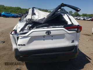 2021 Toyota RAV4 LE with VIN 2T3F1RFV6MC229588, listed as a Copart auction lot 57961865 with 43,652 mi miles and Salvage title. Bid and sale history available at DreamBid. Image 6.