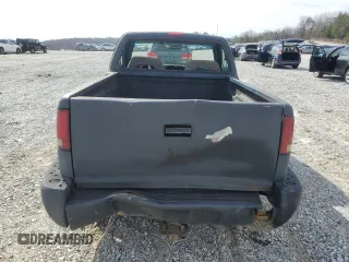 1997 GMC Sonoma SLS with VIN 1GTCS14X8VK507860, listed as a Copart auction lot 45328845 with 243,382 mi miles and Salvage Title. Bid and sale history available at carsss.com. Image 6.