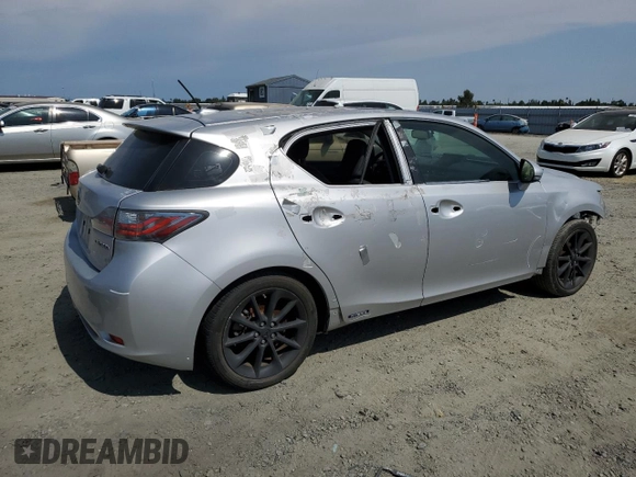 2012 Lexus CT 200h z VIN JTHKD5BH4C2047925, wystawiony jako Copart lot #60071715 z przebiegiem 144 175 mil mil oraz Czysty tytuł • Clean title. Historia ofert i sprzedaży dostępna na DreamBid. Obrazek 3.