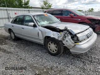 1997 Ford Crown Victoria z VIN 2FALP73W2VX179173, wystawiony jako Copart lot #57828405 z przebiegiem 251 598 mil mil oraz Szkoda całkowita • Salvage title. Historia ofert i sprzedaży dostępna na DreamBid. Obrazek 4.