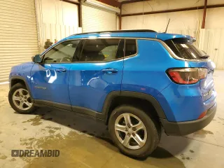 2023 Jeep Compass Latitude with VIN 3C4NJDBN0PT551447, listed as a Copart auction lot 47963485 with 21,503 mi miles and Clean Title. Bid and sale history available at DreamBid. Image 2.