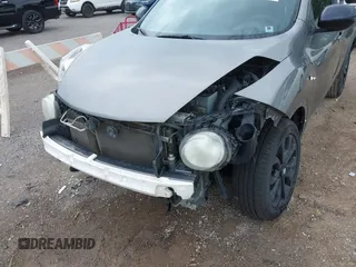 2013 Nissan Juke SV z VIN JN8AF5MR2DT223447, wystawiony jako IAAI lot #42232800 z przebiegiem 204 907 mil mil oraz . Historia ofert i sprzedaży dostępna na DreamBid. Obrazek 6.