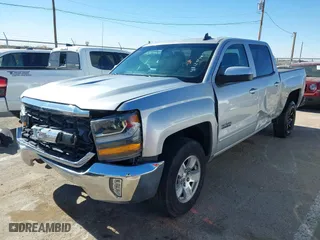2018 Chevrolet Silverado 1500 LT with VIN 3GCPCREH6JG485041, listed as a IAAI auction lot 41125547 with 67,214 mi miles. Bid and sale history available at carsss.com. Image 19.