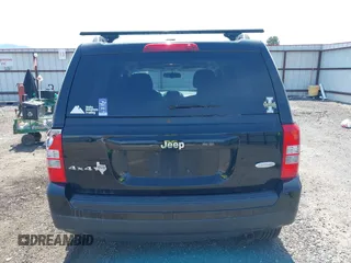 2016 Jeep Patriot High Altitude with VIN 1C4NJRFB5GD718548, listed as a IAAI auction lot 42162649 with 122,235 mi miles and . Bid and sale history available at carsss.com. Image 16.