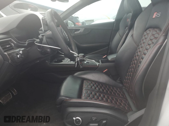 2019 Audi RS 5 Sportback z VIN WUABWCF55KA900422, wystawiony jako Copart lot #39042624 z przebiegiem 18 106 mil mil oraz . Historia ofert i sprzedaży dostępna na DreamBid. Obrazek 7.