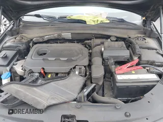 2017 Kia Optima LX z VIN KNAGT4L33H5156094, wystawiony jako IAAI lot #42405505 z przebiegiem 111 622 mil mil oraz . Historia ofert i sprzedaży dostępna na DreamBid. Obrazek 10.