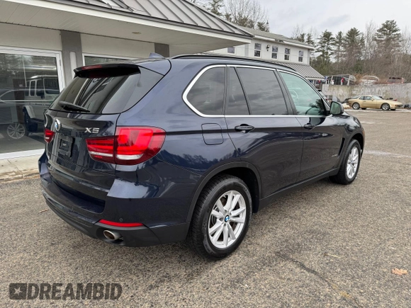 2015 BMW X5 xDrive35d with VIN 5UXKS4C59F0N06077, listed as a Copart auction lot 42059995 with 169,552 mi miles and Clean Title. Bid and sale history available at carsss.com. Image 4.