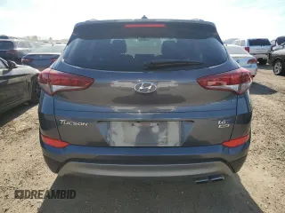 2017 Hyundai Tucson Sport z VIN KM8J3CA29HU480147, wystawiony jako Copart lot #56167945 z przebiegiem 77 945 mil mil oraz Czysty tytuł • Clean title. Historia ofert i sprzedaży dostępna na DreamBid. Obrazek 6.