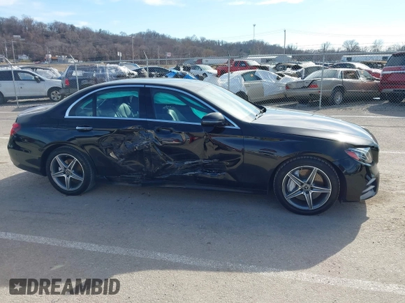 2019 Mercedes-Benz E 300 z VIN WDDZF4KB6KA632323, wystawiony jako IAAI lot #41488671 z przebiegiem 108 959 mil mil oraz . Historia ofert i sprzedaży dostępna na DreamBid. Obrazek 13.