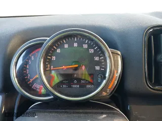 2019 MINI Countryman Cooper S with VIN WMZYT3C5XK3E96965, listed as a IAAI auction lot 41493084 with NaN miles. Bid and sale history available at carsss.com. Image 7.