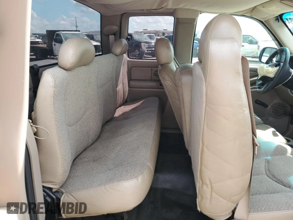2003 Chevrolet Silverado 1500 with VIN 2GCEC19V731365477, listed as a Copart auction lot 68751384 with 173,678 mi miles and Salvage Title. Bid and sale history available at carsss.com. Image 11.