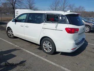 2016 Kia Sedona LX with VIN KNDMB5C18G6119709, listed as a IAAI auction lot 41814349 with 132,329 mi miles. Bid and sale history available at carsss.com. Image 3.