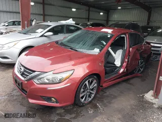 2016 Nissan Altima 2.5 SR with VIN 1N4AL3AP0GC162329, listed as a IAAI auction lot 41721085 with 90,110 mi miles. Bid and sale history available at carsss.com. Image 18.