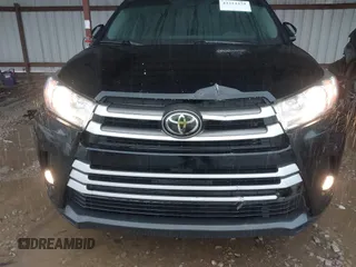 2018 Toyota Highlander SE z VIN 5TDJZRFH0JS542841, wystawiony jako IAAI lot #42213372 z przebiegiem 88 809 mil mil oraz . Historia ofert i sprzedaży dostępna na DreamBid. Obrazek 12.