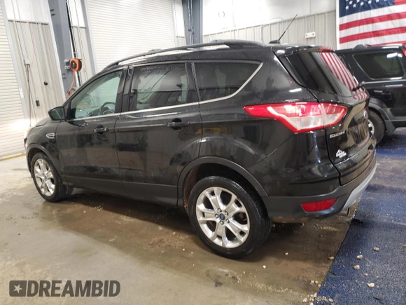 2013 Ford Escape SE with VIN 1FMCU9GX8DUA42743, listed as a Copart auction lot 50427395 with 169,033 mi miles and Clean Title. Bid and sale history available at DreamBid. Image 2.