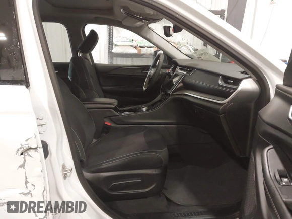 2023 Jeep Grand Cherokee Altitude with VIN 1C4RJKAGXP8842626, listed as a IAAI auction lot 41656013 with 41,085 mi miles and . Bid and sale history available at DreamBid. Image 5.
