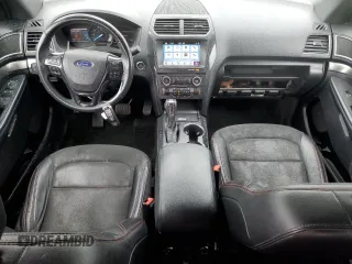2018 Ford Explorer XLT z VIN 1FM5K8D80JGA32076, wystawiony jako Copart lot #56752255 z przebiegiem 79 947 mil mil oraz Szkoda całkowita • Salvage title. Historia ofert i sprzedaży dostępna na DreamBid. Obrazek 8.